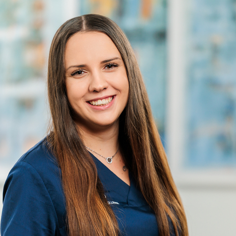 Alicia Mittenmayer - Praxisteam unserer Zahnarztpraxis Dr. Kübler & Kollegen in Dornstetten